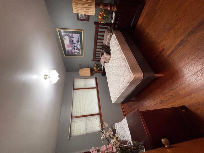 Photo - 3228 S 52nd Ct