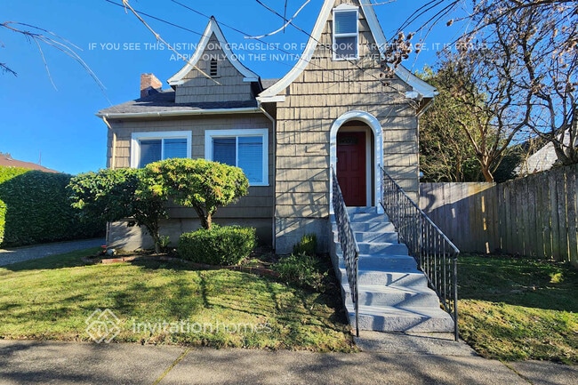 Building Photo - 1307 N Proctor St