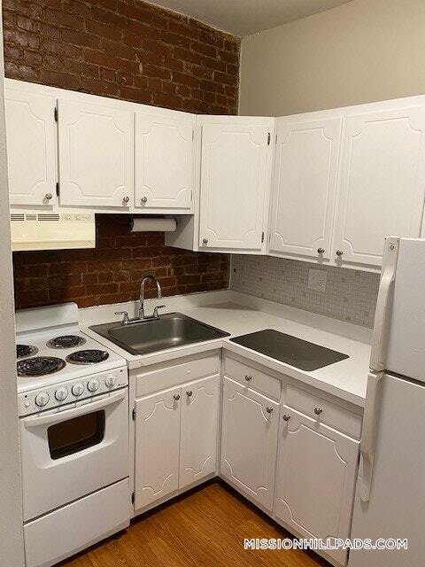 Photo - 46 S Huntington Ave Unit 3