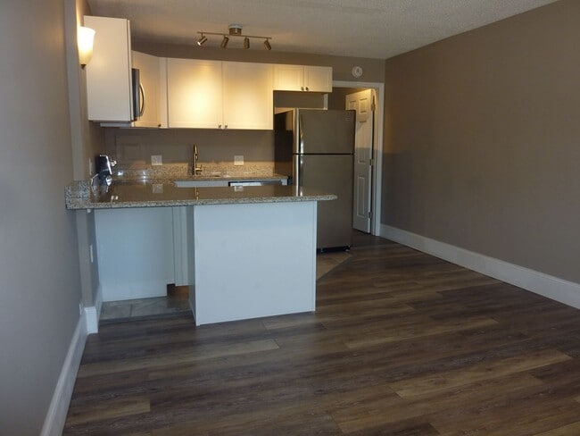 Photo - 510 14th St Unit ET406 BR1 (EVIP)