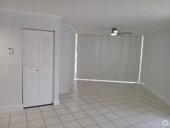 Building Photo - 6955 NW 186th St Unit F110 Rental