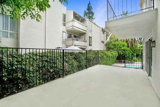 La Scala Apartments