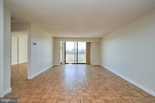 Photo - 1800 Old Meadow Rd Unit 1520