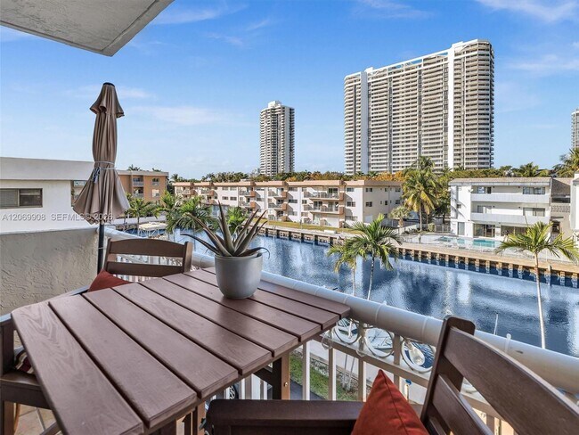 Photo - 3601 NE 170th St Unit 301