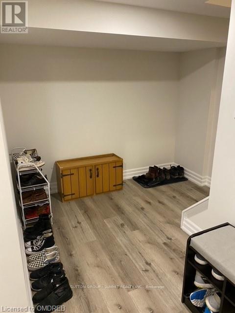 Photo - 482 E 37th St