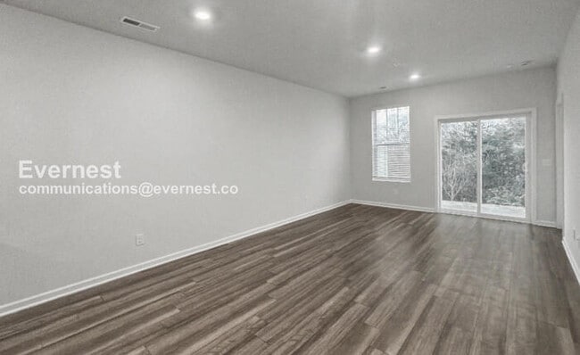 Photo - 679 Birdie Dr