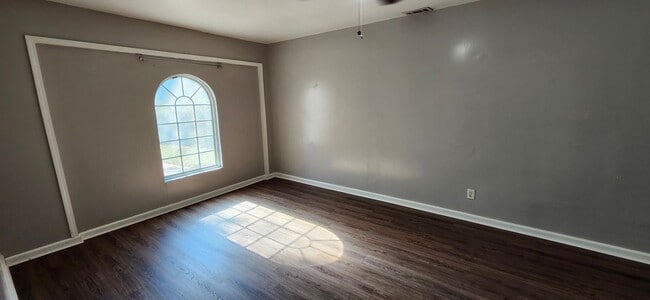 Photo - 3 Bedroom Home in Columbus