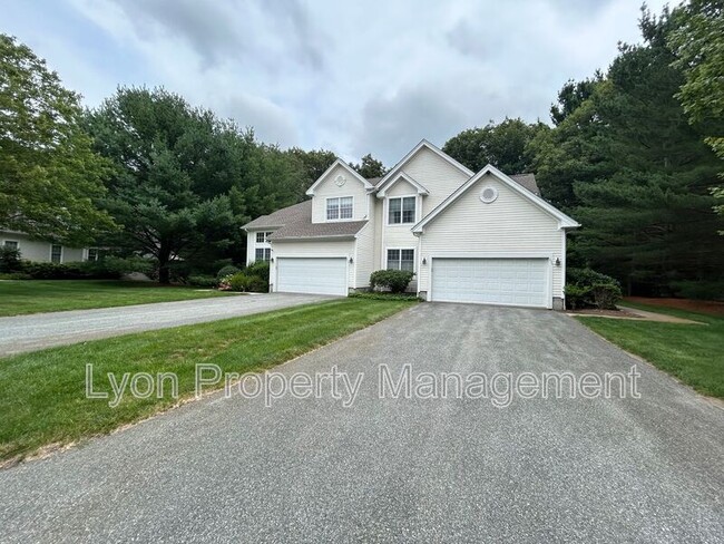 Building Photo - 240 Sanctuary Dr
