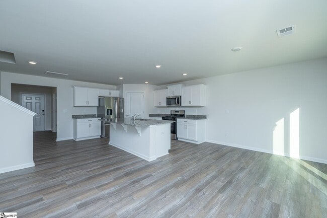 Photo - 115 Roocroft Ct