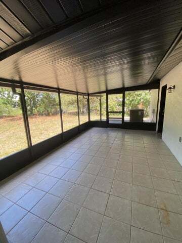 Photo - 417 Saul Rd SW