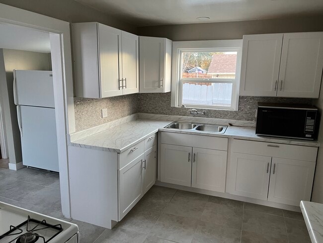 Photo - 315 W Sun Ave