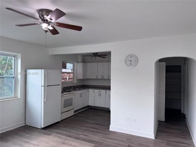 Photo - 1238 NE 110th St Unidad 1