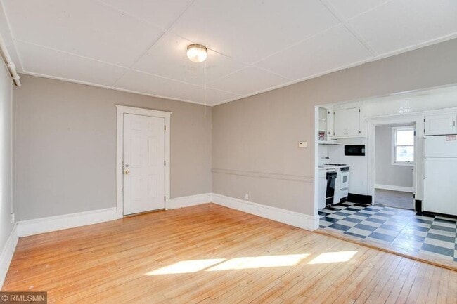 Photo - 990 15th Ave SE Unit 3
