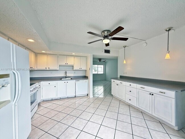 Photo - 8075 SW 107th Ave Unit 219