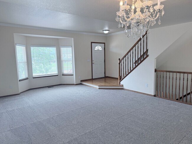Photo - 7492 Amberly Dr
