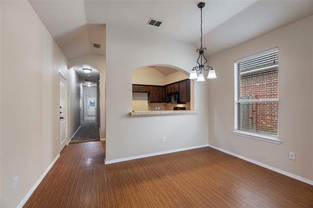 355 Armstrong Ln