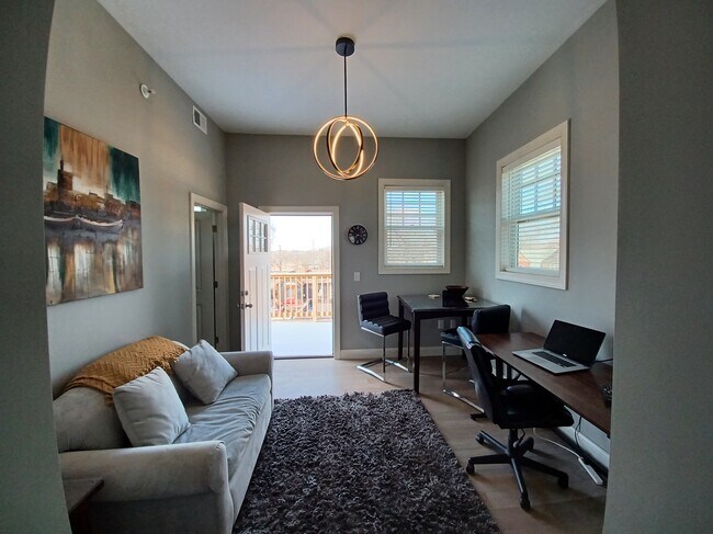 Photo - 1786 W Willis St Unidad 6