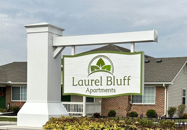 Laurel Bluff Apartments
