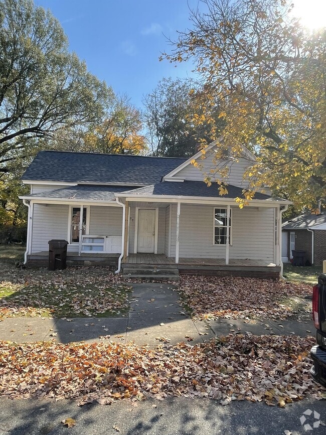 Building Photo - 1107 Campbell St Rental