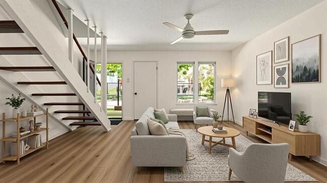 Building Photo - 7409 Shadow Hill Dr Unit 113