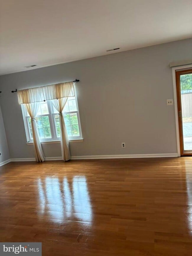 Photo - 57 E Oleander Dr