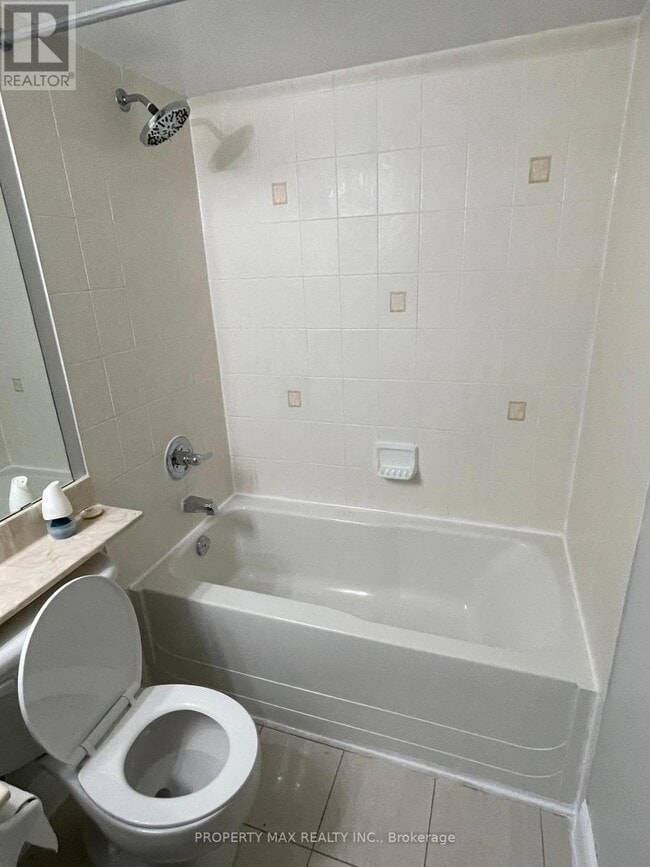 Photo - 60 Brian Harrison Way Unité 1203