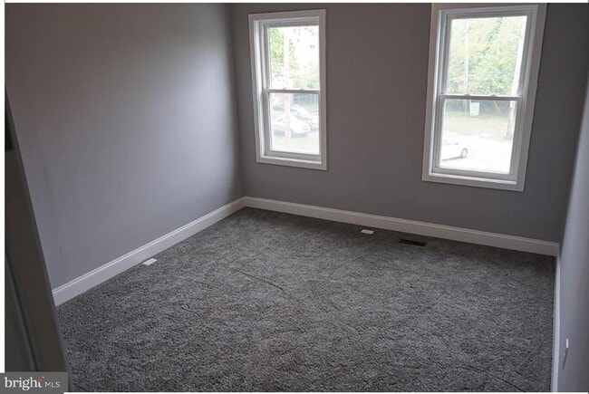 Photo - 3722 Woodhaven Ave Casa Adosada