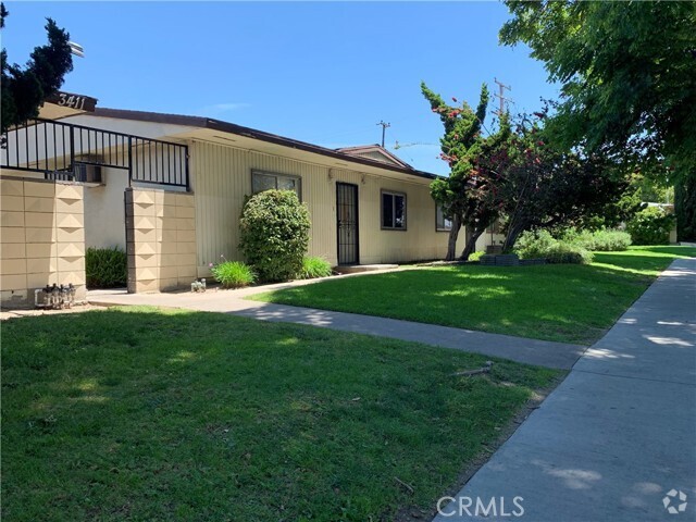 Building Photo - 3411 W Orange Ave Unit 17 Rental