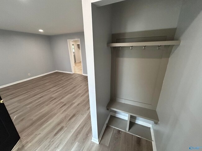 Photo - 6202 Valley Park Dr NW