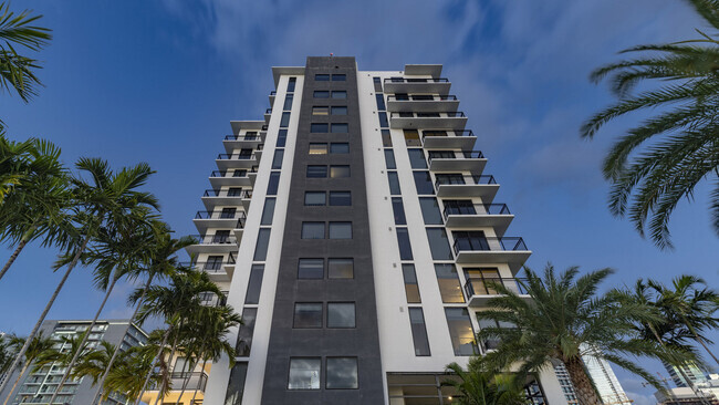 Building Photo - Maizon Brickell Rental