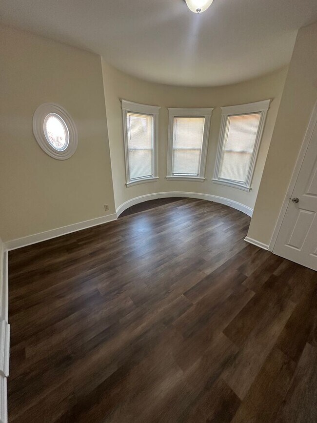 Photo - Highland Ave. 35-37 Unit 35 1st