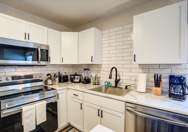 Photo - 156 Rodney Ct Unit SI ID1419548P