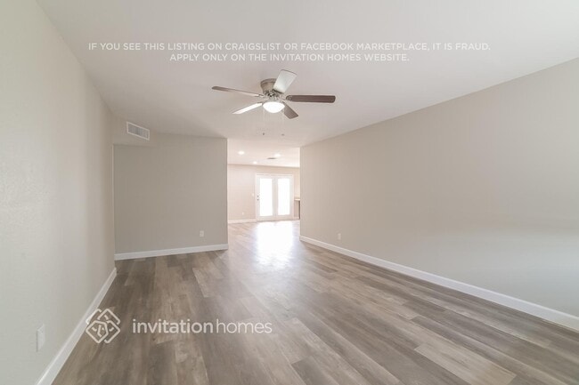 Photo - 2464 E Billings St