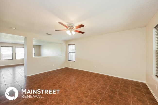 Photo - 9750 Hawk Elm