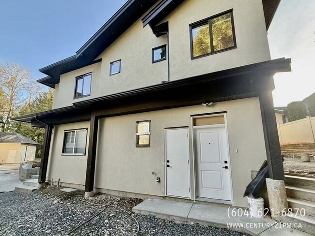 Building Photo - 7479-149A 149a St