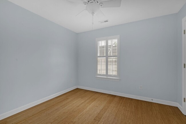 Photo - Contact Sabrina Thomas at 757-767-0767 for more information