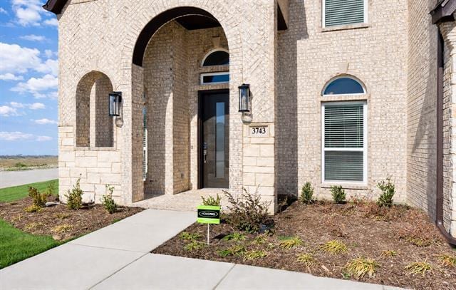 Photo - 3743 Milwaukee Ave