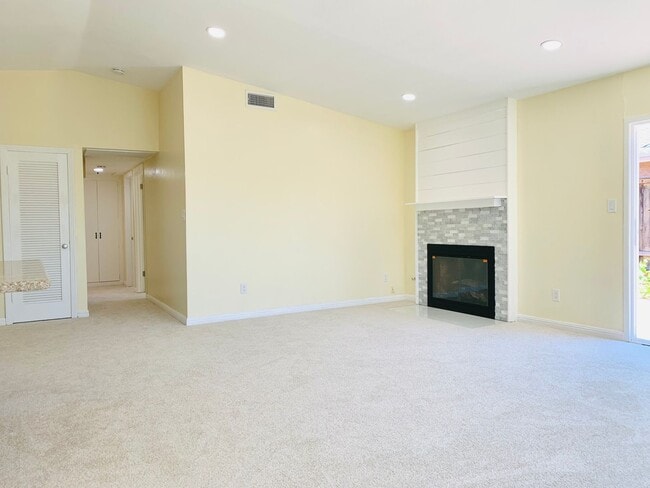 Photo - 5277 Mt Ararat Dr