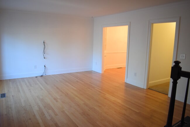 Photo - 2720 Oleander Dr