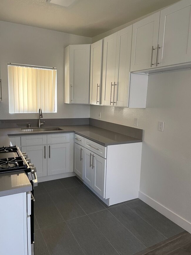 Photo - 6545 Hazeltine Ave. Van Nuys, CA. 91401