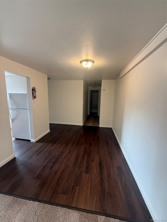 Building Photo - 81-91 Shaker Heights Rd Unit 81-117