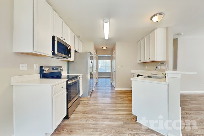 2120 Clear Brook Dr