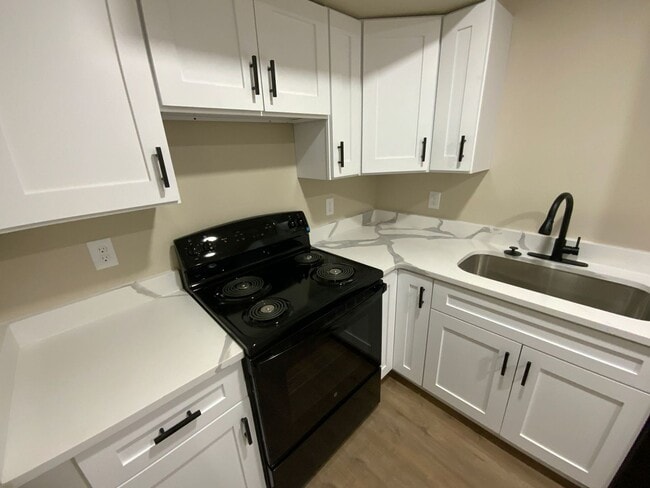 Photo - 1812 Sanford Dr Unit 1