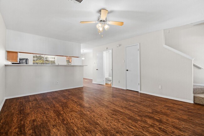 Photo - River Crossing ATX - Townhome - 2bd/2.5ba - W/D - Close to Downtown - $1395