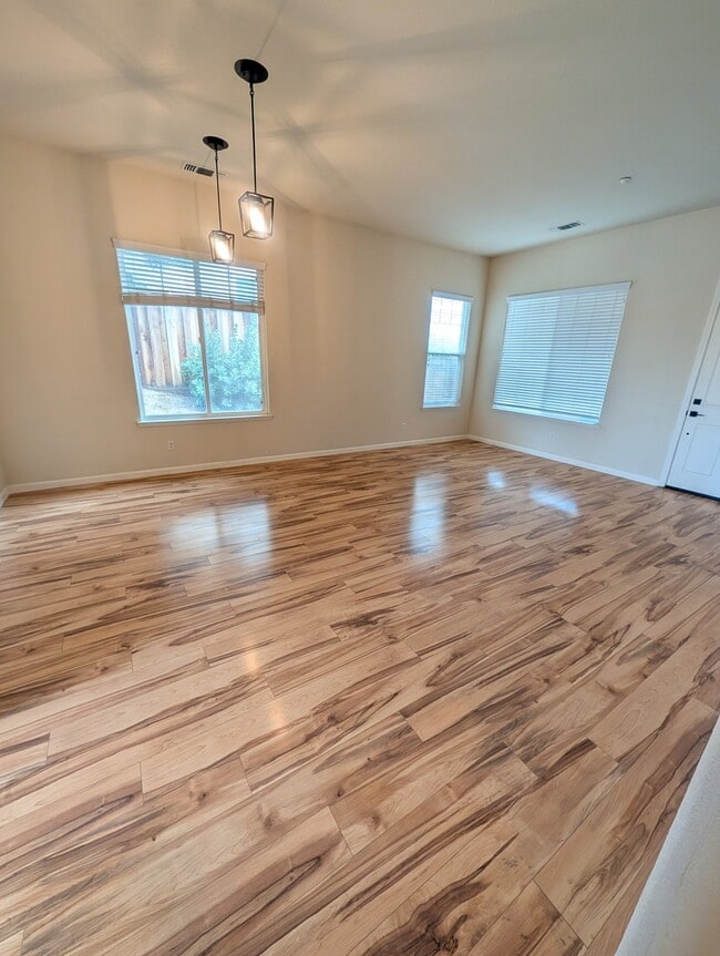 2691 Presidio Dr