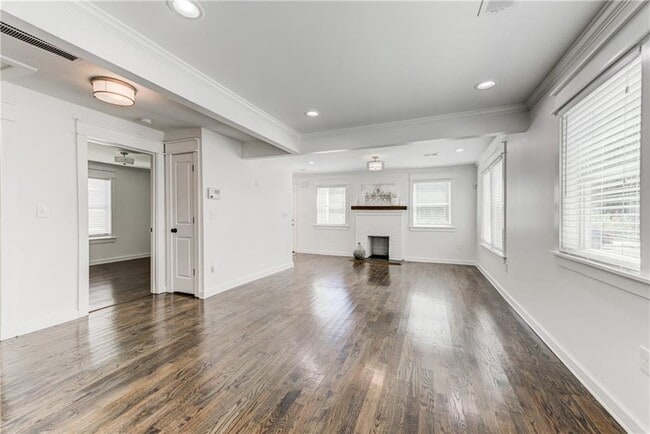 Photo - 456 Griffin St NW