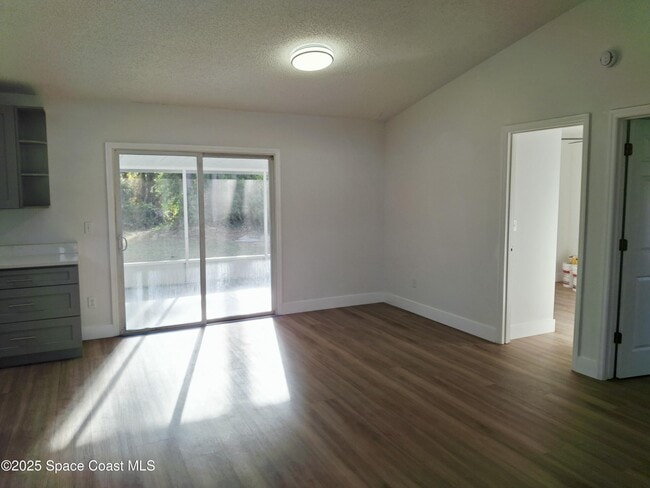 Photo - 6410 Lookout Dr