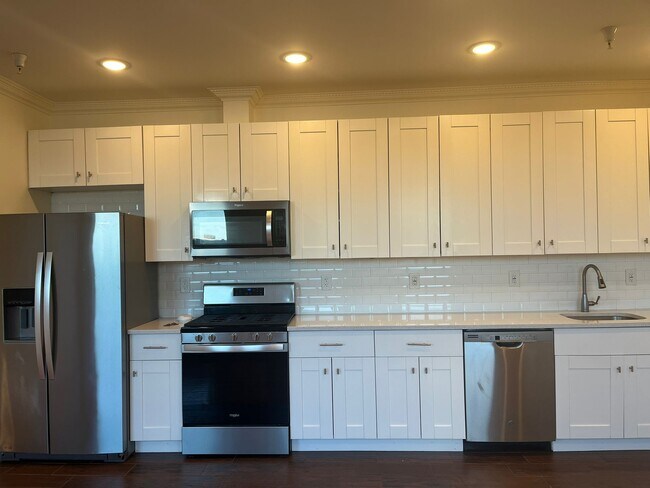 Photo - 373 Danforth Ave Unit 303