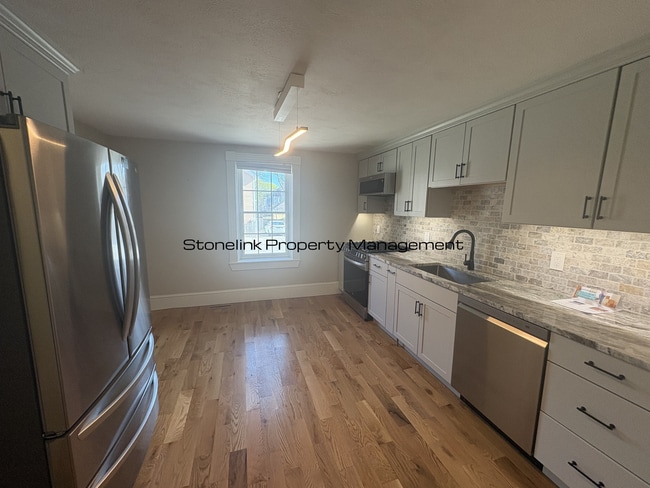 Photo - 31 Queen St Unit 1