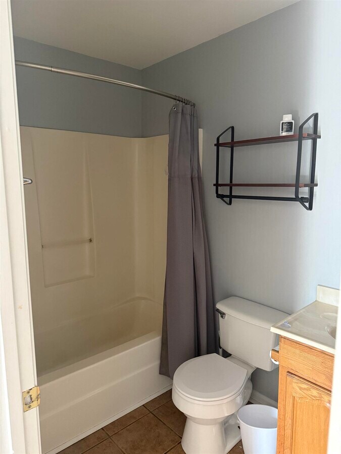 Photo - 734 Ashley Ct